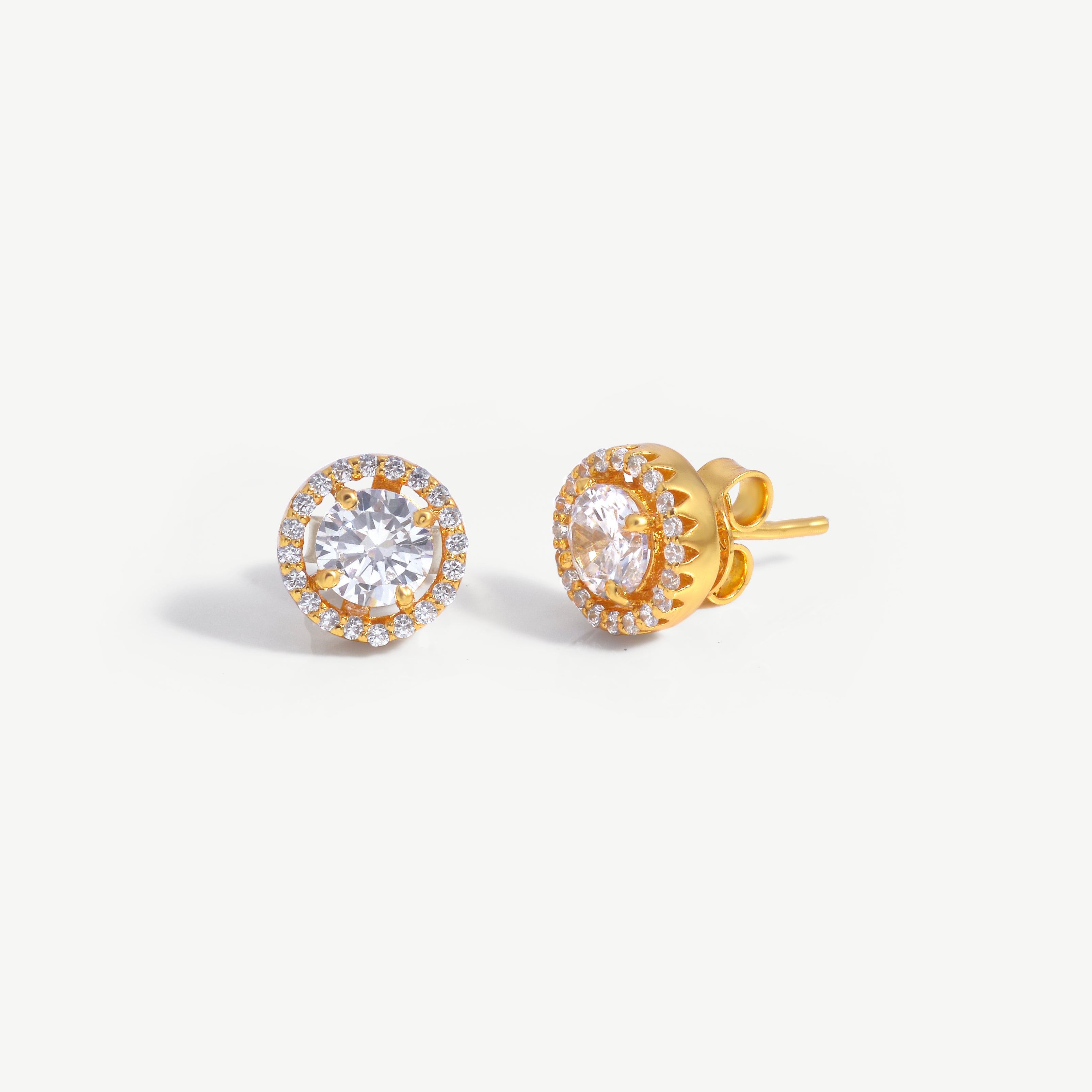 18k Classic Halo Studs